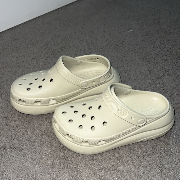 Platform crocs - Picture 2 of 3